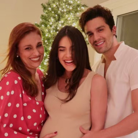 Mãe de Luan Santana elogia a nora Jade Magalhães